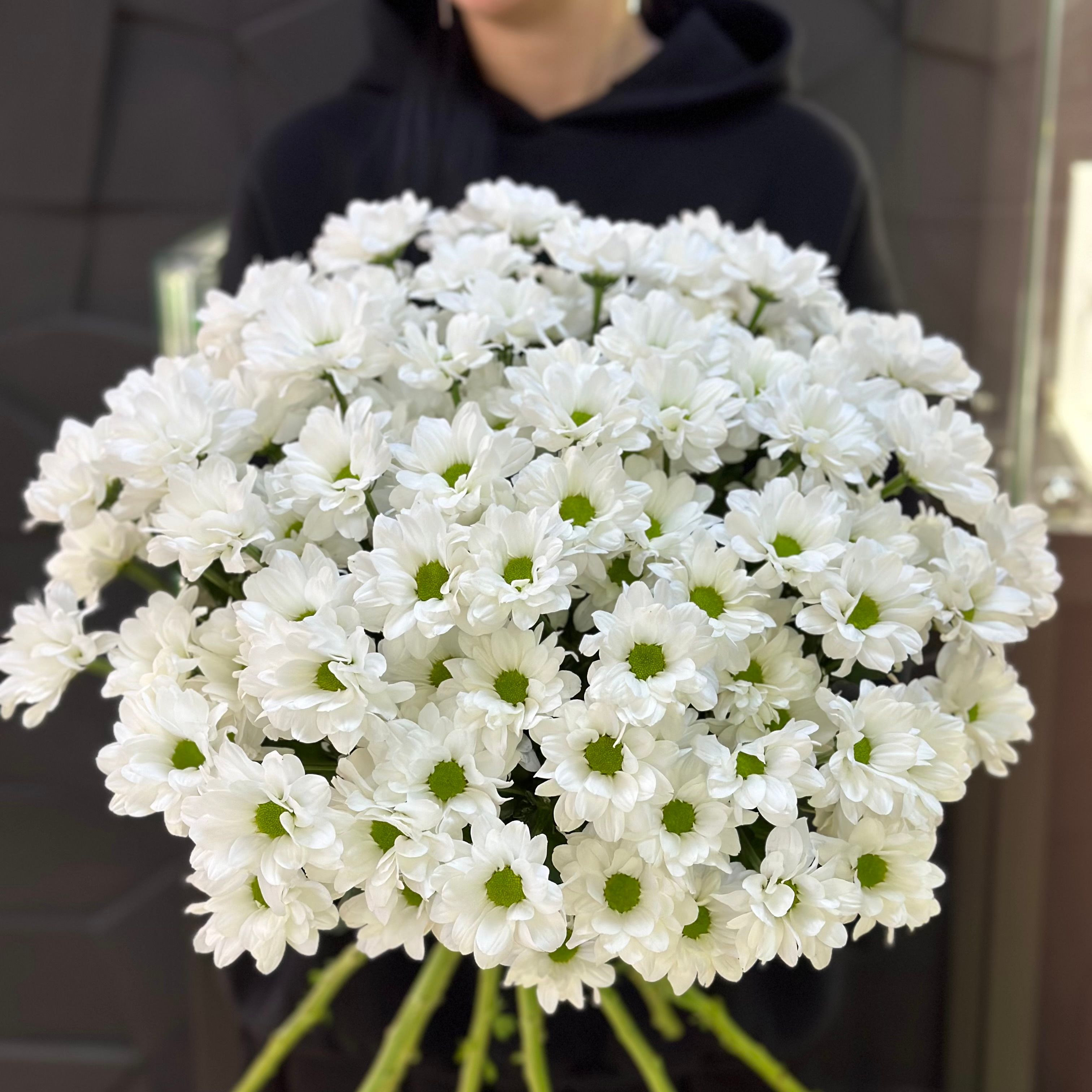 Букет из  15 кустовых хризантем